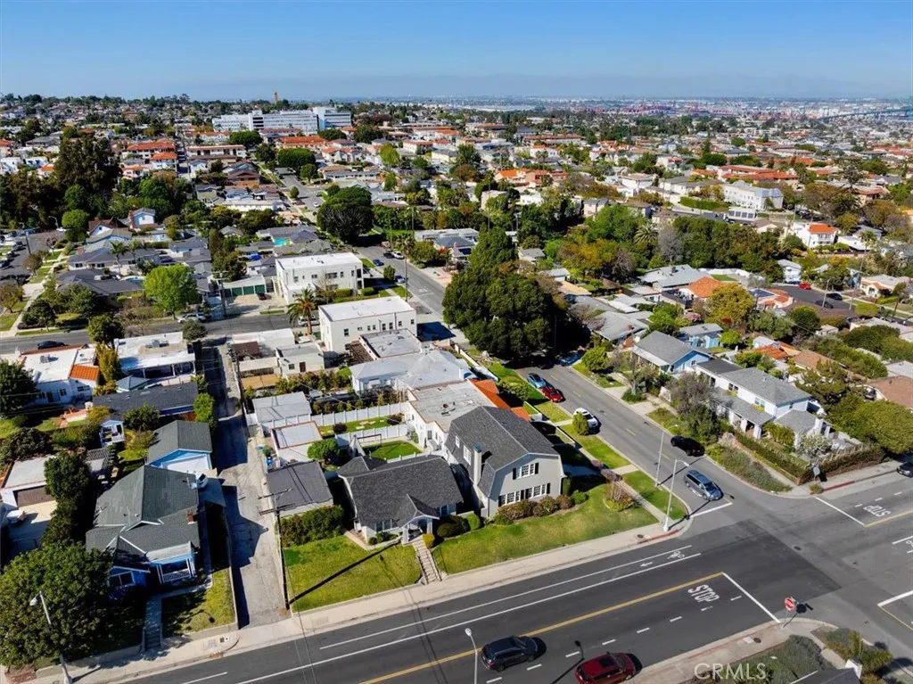 1239 S Patton Avenue, San Pedro, California 90731 home-pic-50